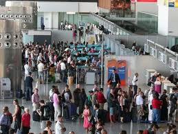 aeroporto ct attese passeggeri
