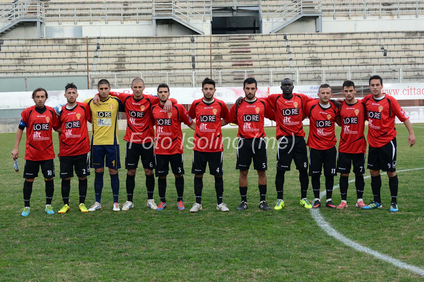 1-Gli-undici-titolari-del-Città-di-Messina.-Da-sinistra-Camarda-Munafò-Fazzino-Nastasi-Cappello-Cucè-Cammaroto-Seck-Parachì-Portovenero-Bruno