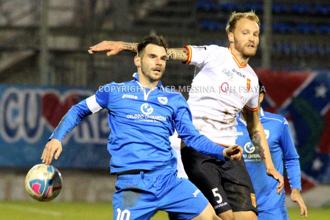 2e2c1711fe12b24ae23d95c35bfd21c2 L