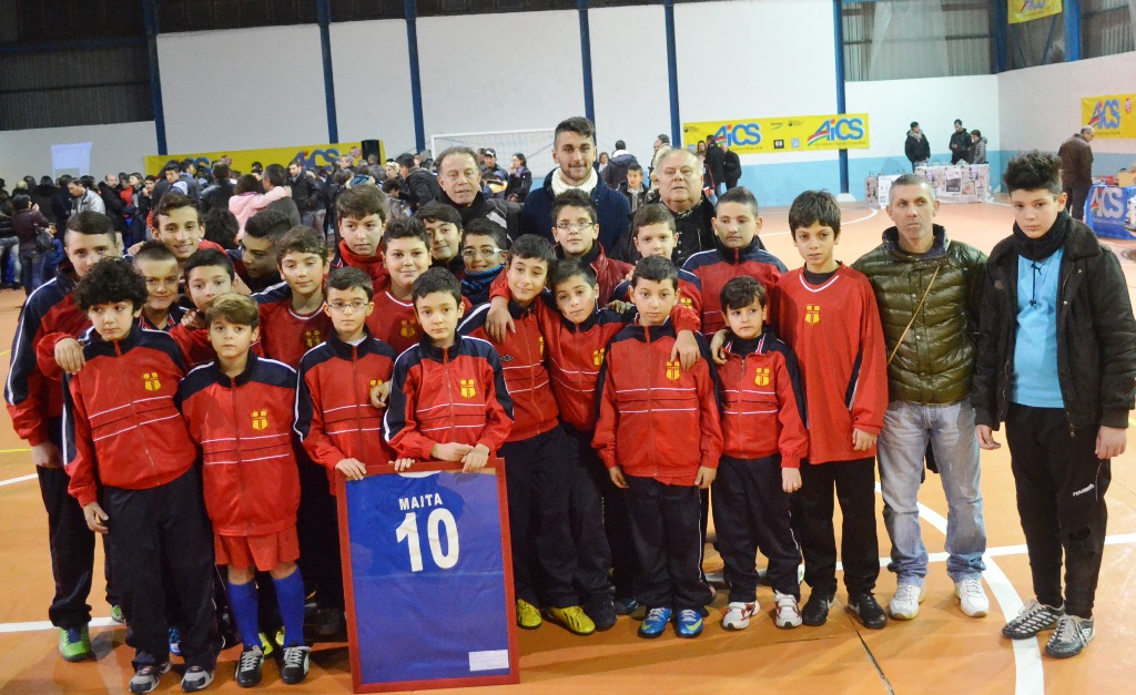 Ragazzi Ainis con Mattia Maita