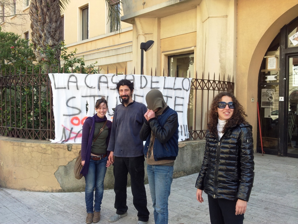 Casa Studente occupata1