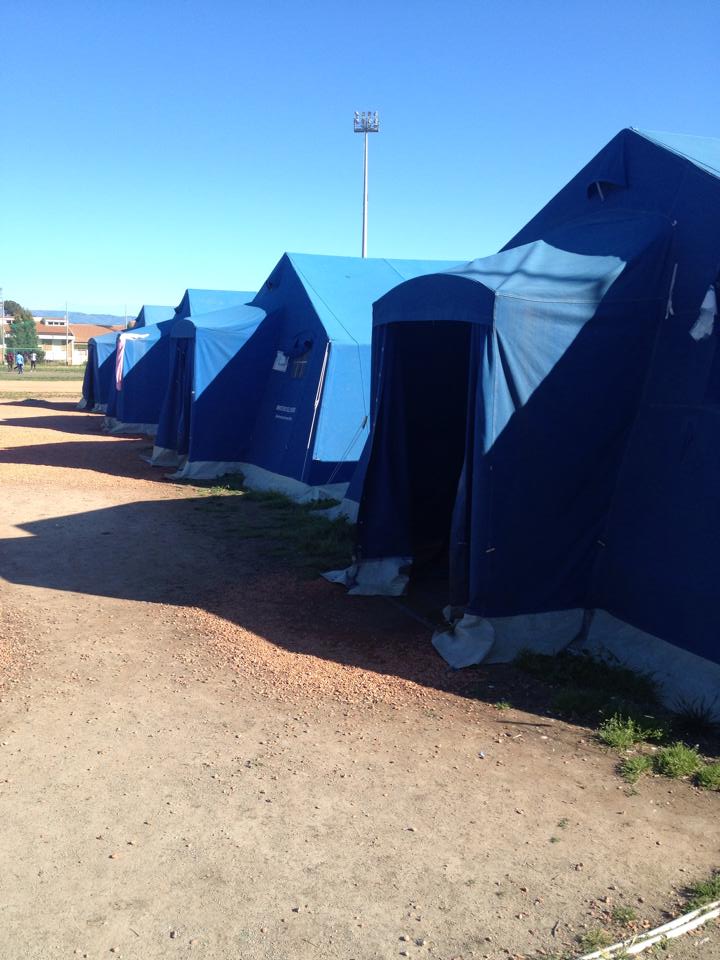 tende migranti sole
