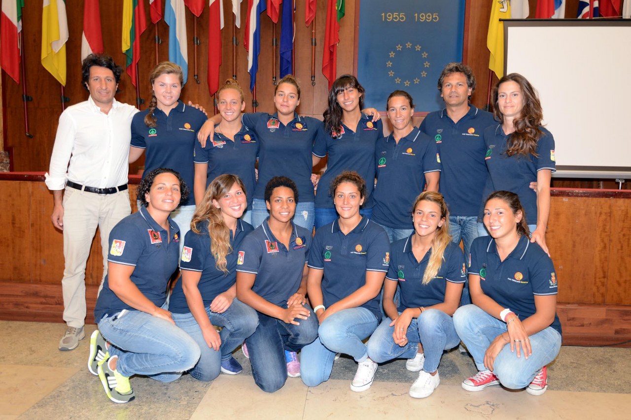 SQUADRA CON PRESIDENTE 1280x853