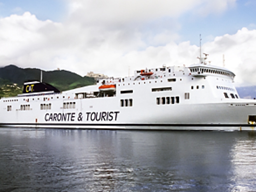 Caronte & Tourist nave