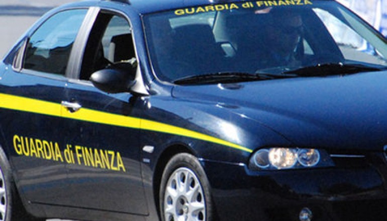 guardia-di-finanza- bella bella nuovo