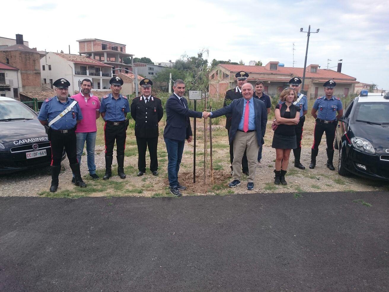 unicredit dona alberi