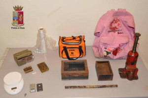 droga-e-attrezzi-sequestrati-25-ottobre-2016