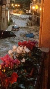 giardini-naxos-allagata-veduta-balcone