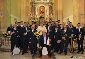 1441375_394500547346615_1144355038_n-banda