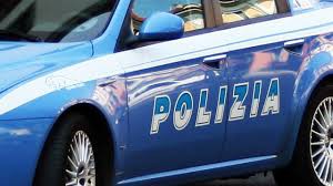 polizia-fiancata-molto-bella-per-nuovo