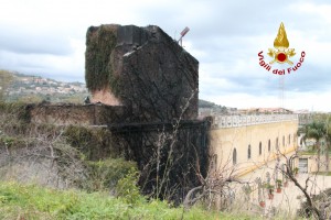 Incendio S.Alessio (Me)0