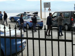 polizia interno caronte